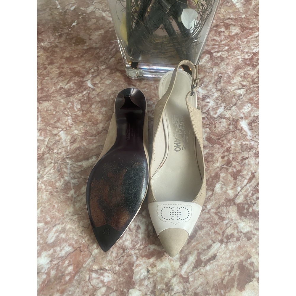 Salvatore Ferragamo Cream Beige Leather Pointed Toe Slingback Pump 7B EUC, $595 - Picture 11 of 11
